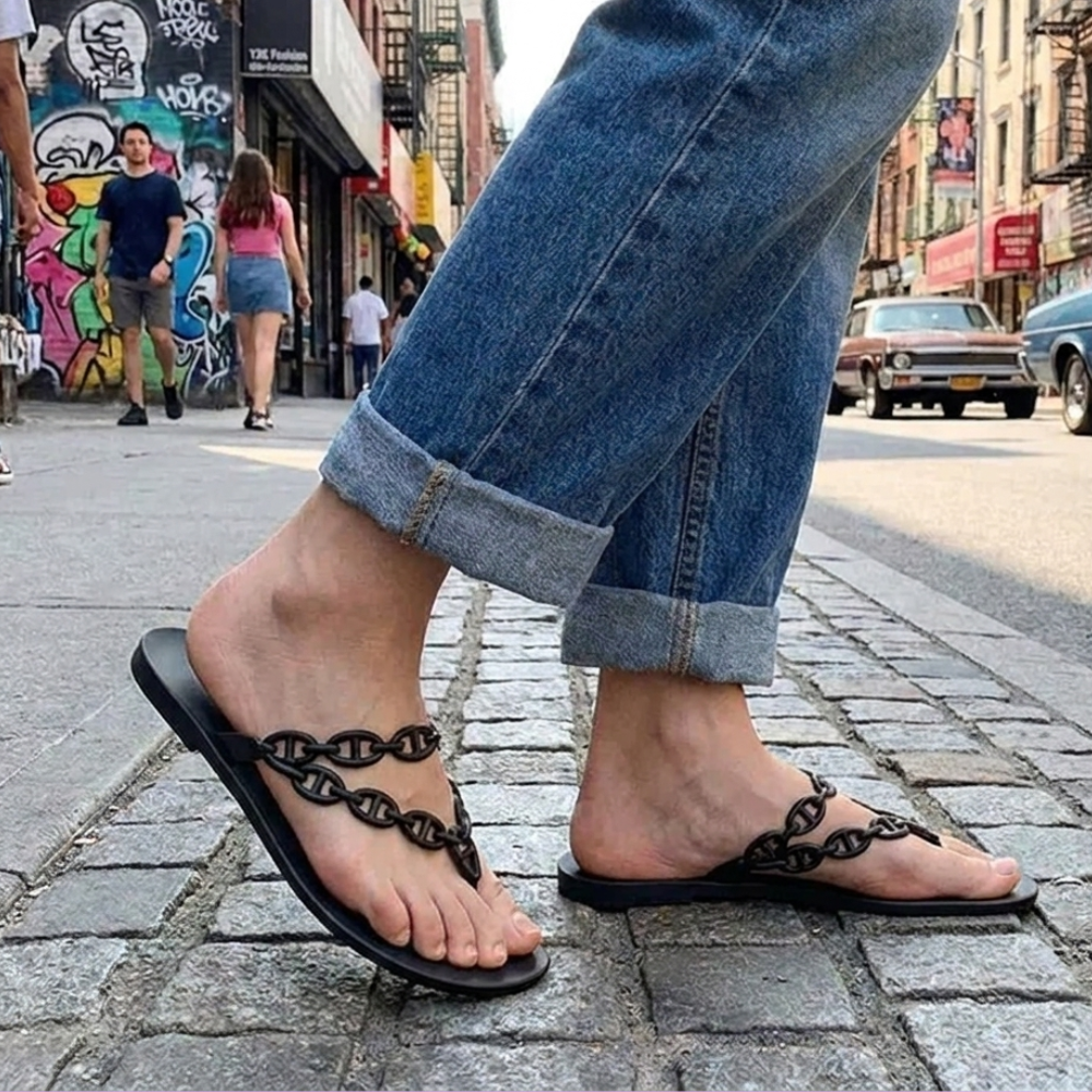 Chain Strap Flip Flop Sandals