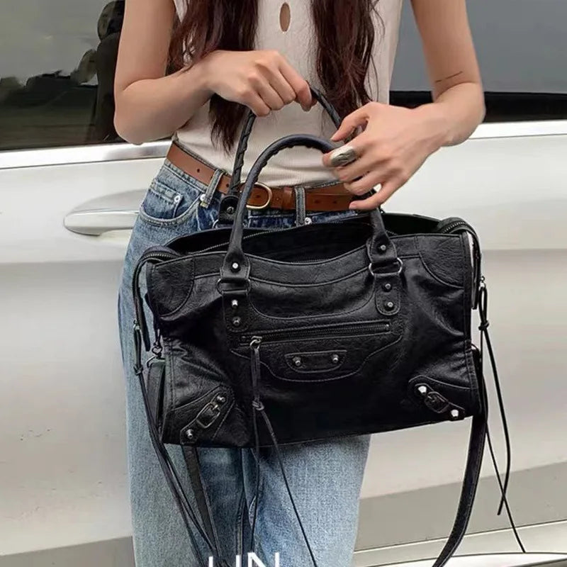 Y2K Black Handbag