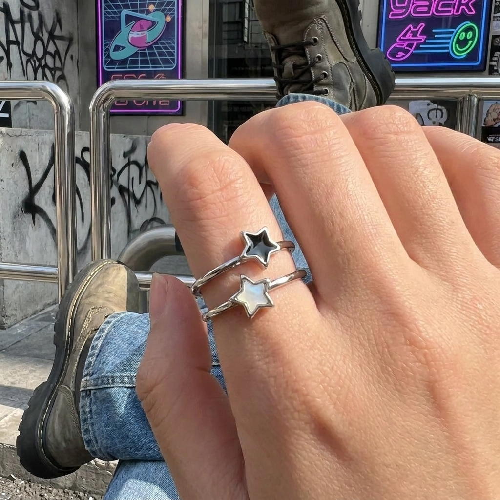 Double Star Y2K Ring