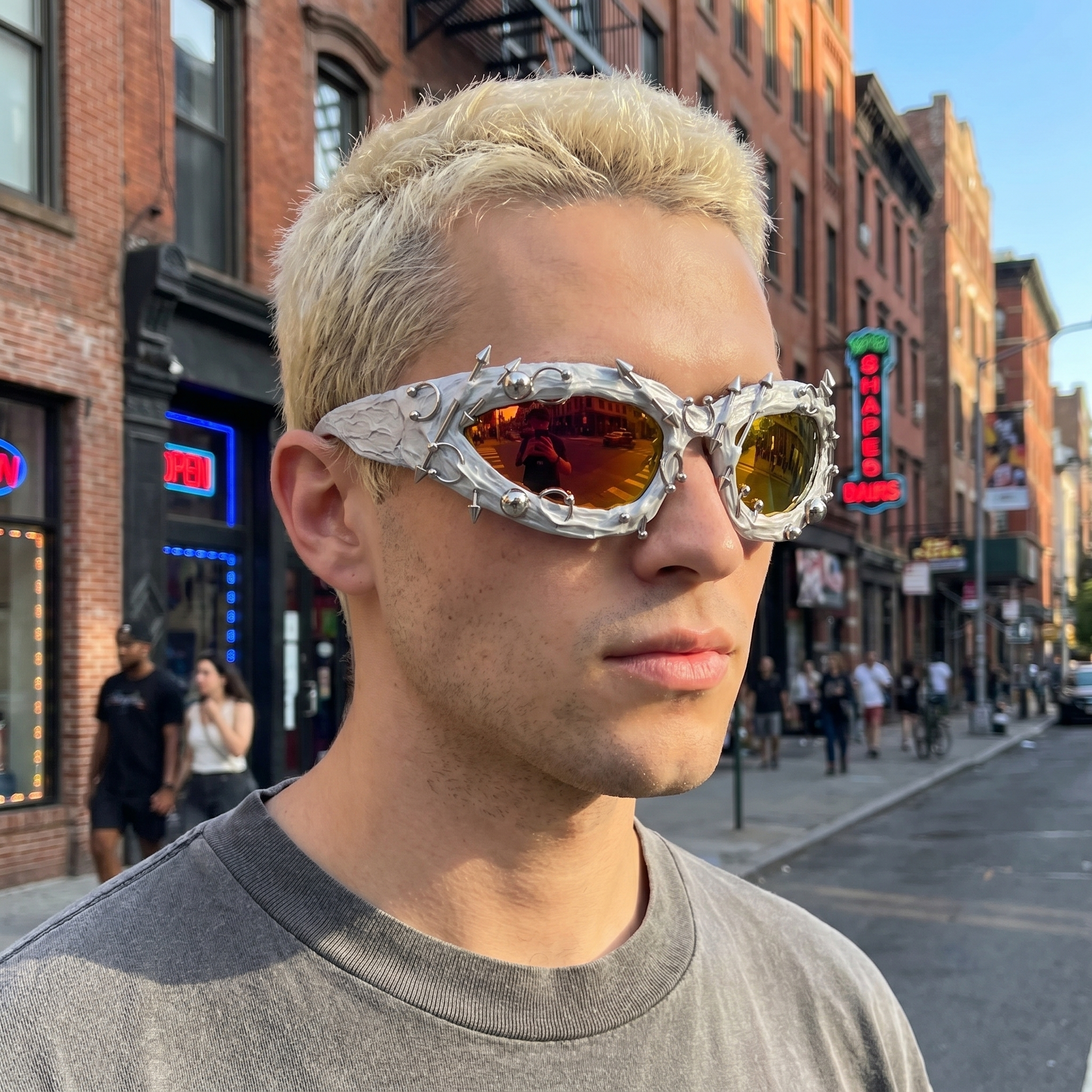 Retro Studded Frame Sunglasses