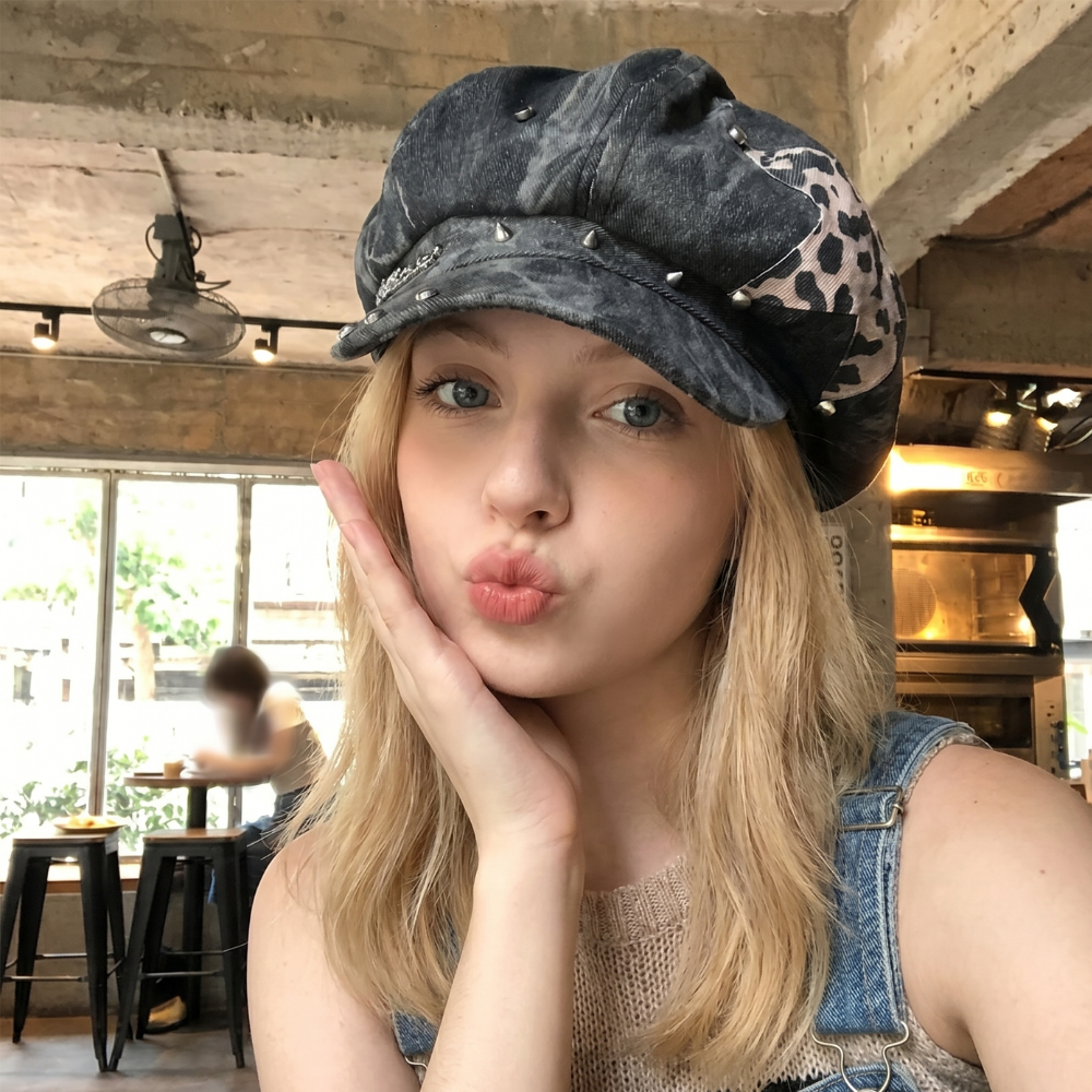 Bella Tree Newsboy Cap