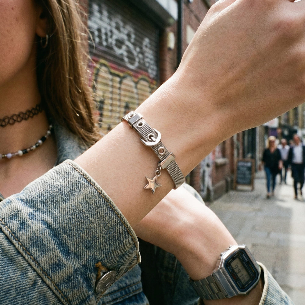 Star Charm Belt Buckle Bracelet