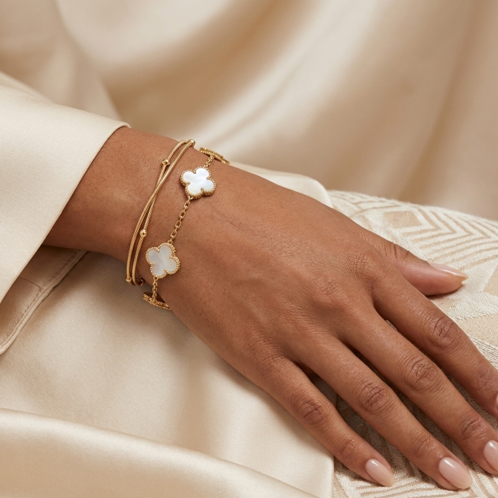 Y2K Clover Bracelet